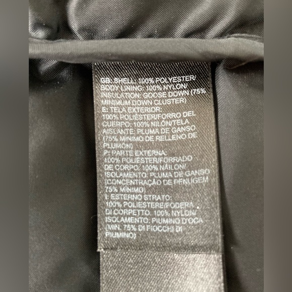 The NorthFace Womens Down Vest - Picture 4 of 5